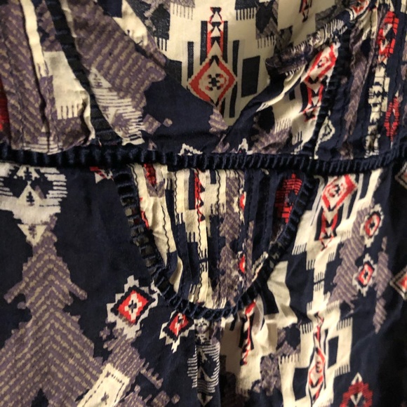 Patterned top - Picture 5 of 6